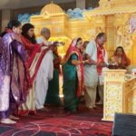 गृहस्थ जीवन को भगवान का प्रसाद समझें, तो संबंध मधुर बनेंगे – पंडित विजय शंकर मेहता